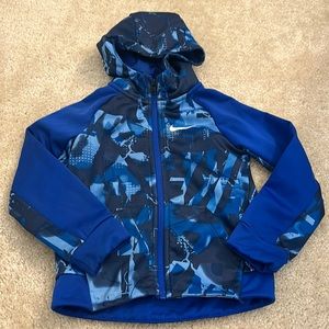 Nike Dri fit fleeced lined zip up hoodie size 4T